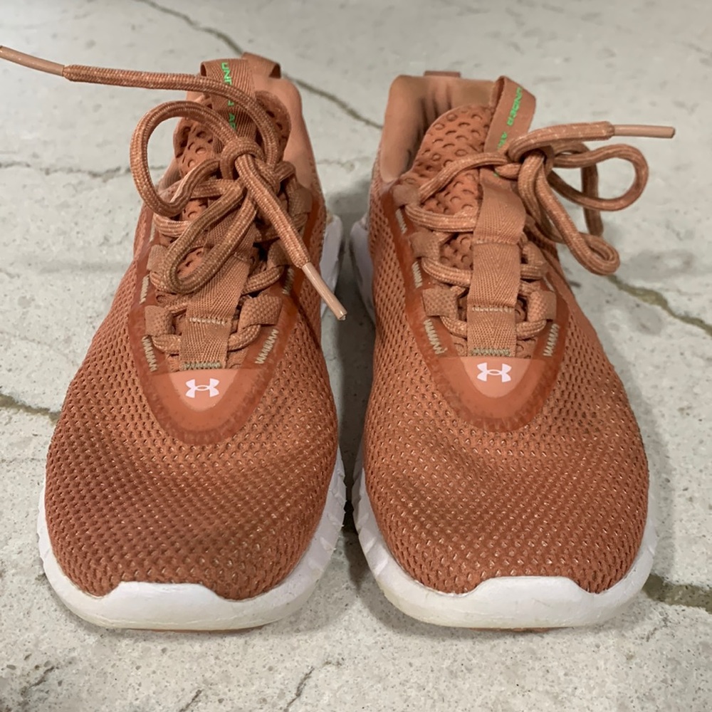 Under Armor training shoes women’s size 6